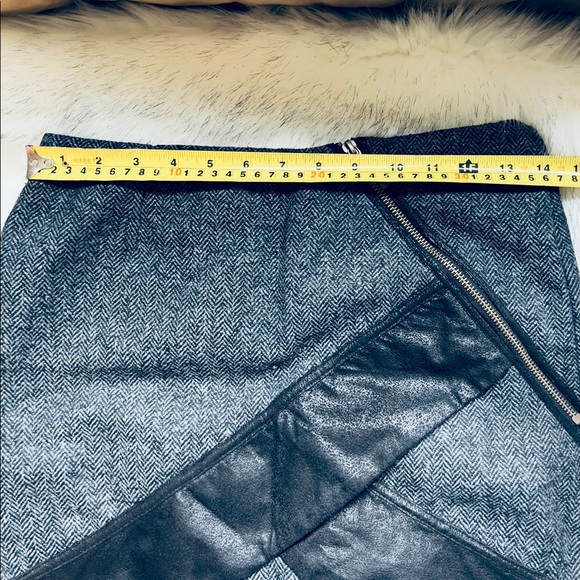 Grey Wool Mini Skirt - High Low Mock Wrap - Very J - SZ S NWT - Picture 8 of 11